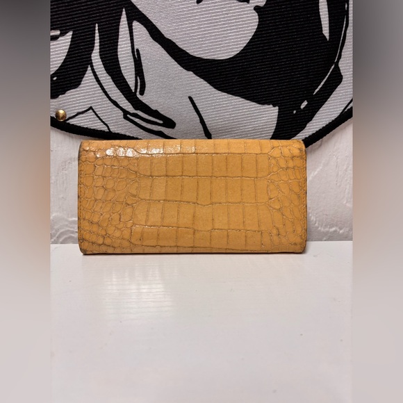 Miu Miu St. Cocco long wallet in crocodile embossed leather - Picture 2 of 9